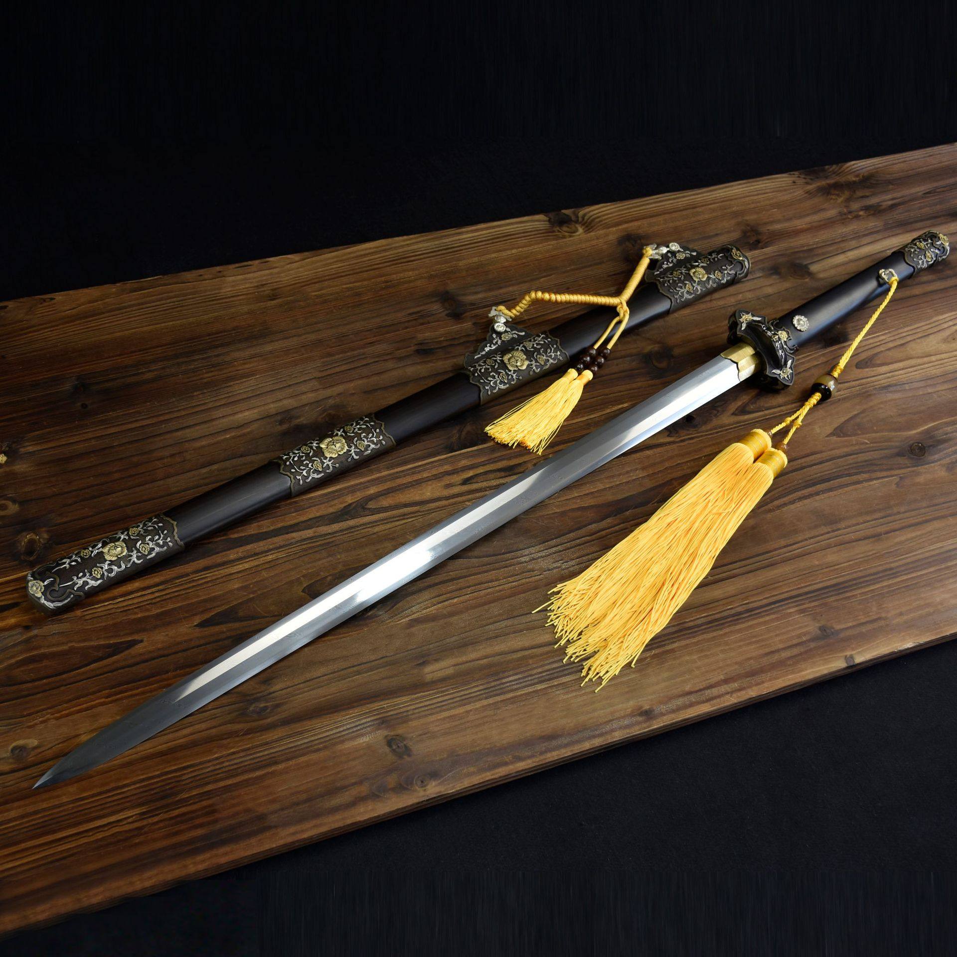 龙泉市刀剑花纹钢三色铜工艺宝剑牡丹唐剑手工扭转纹硬剑未开刃,金属材料及制品,其他金属制品,淘宝优惠券,粉丝福利购,淘宝优惠卷