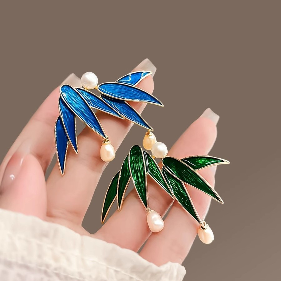 奥特莱斯纪年花事原创设计竹叶晨露珠蓝孔雀羽毛仿点翠中国风日常