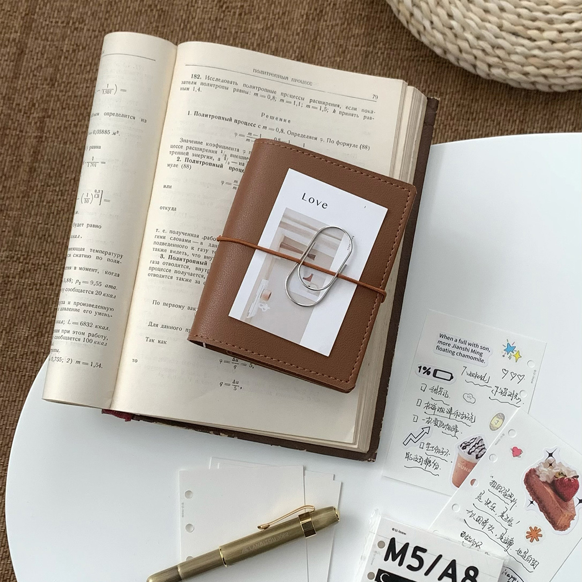 2025新款A6Personal手帐本内页外壳绑带活页本文艺旅行盖章本随身日记本18色M5活页本便携迷你PU皮口袋本绑带