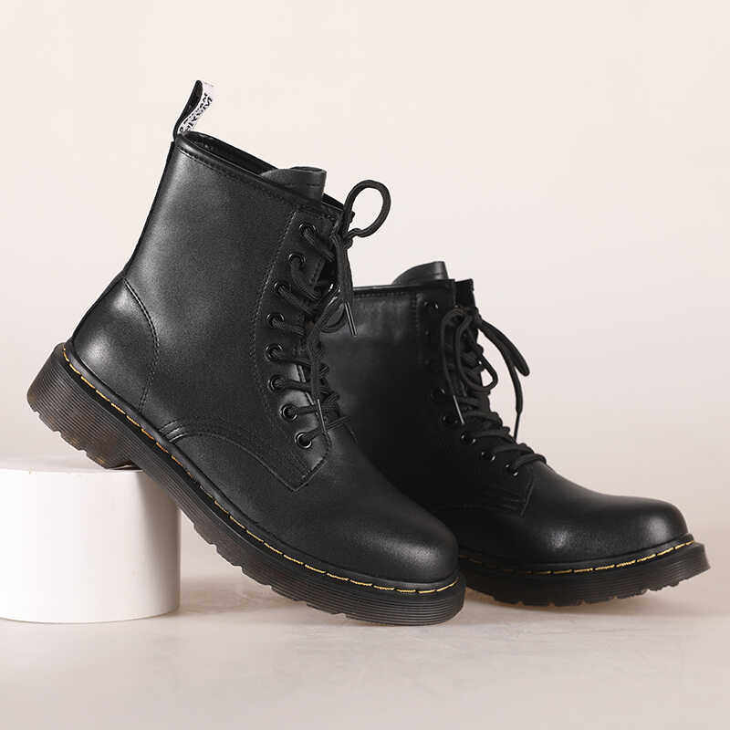 高帮情侣马丁靴女2024新款男士大码女款男靴男款博士男