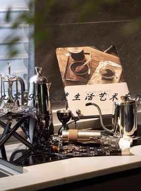 现代样板间厨房摆件咖啡主题书架水壶果盘售楼处托盘组合软装饰品