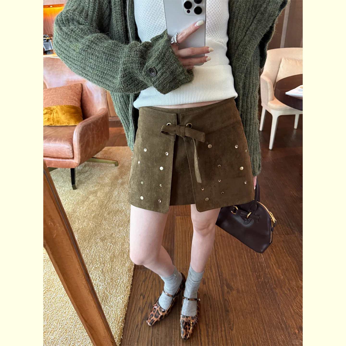 重工钉扣高腰a字短裙女2025秋冬