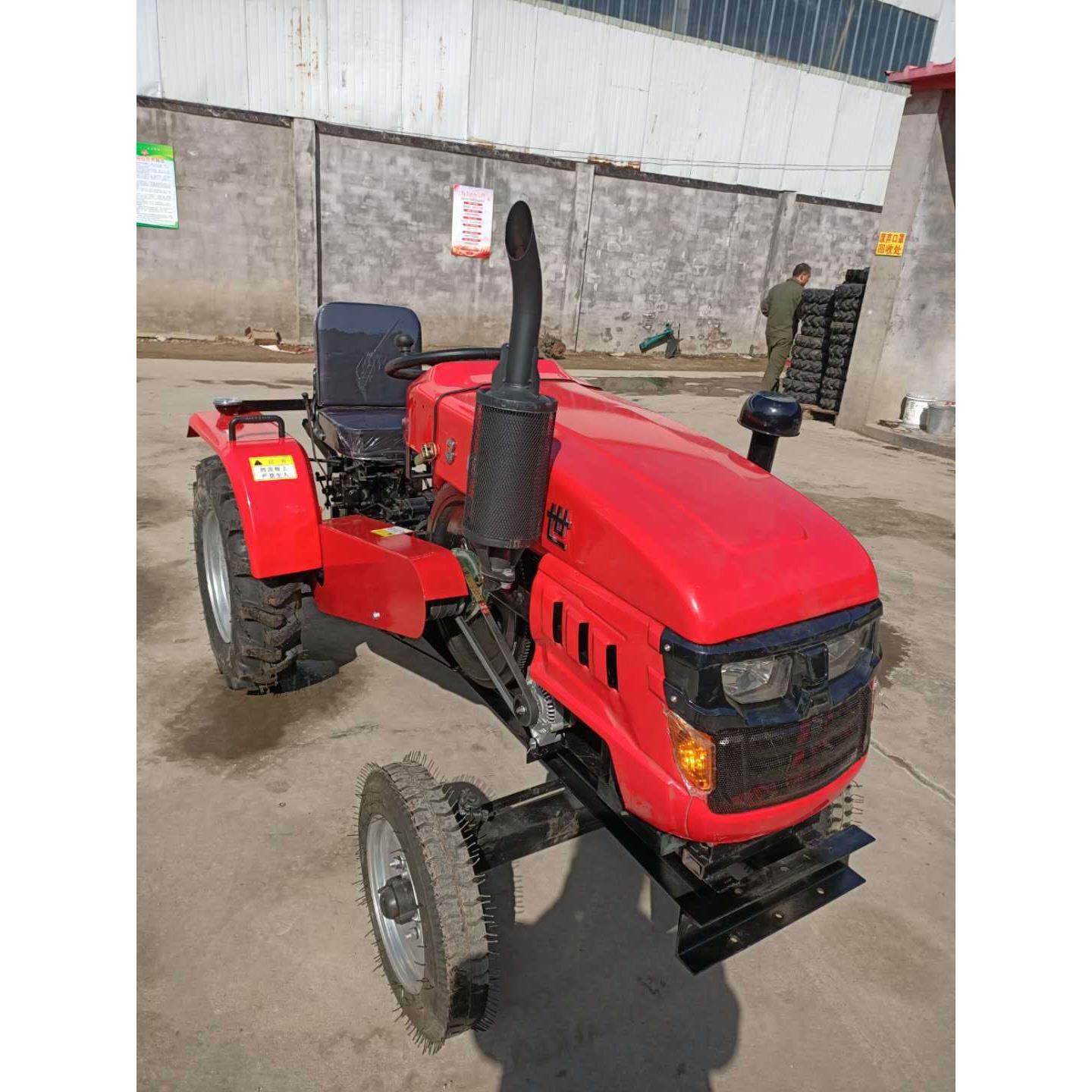 低矮型30马力四驱拖拉机农用大棚王50马力拖拉机旋耕犁地拖拉机