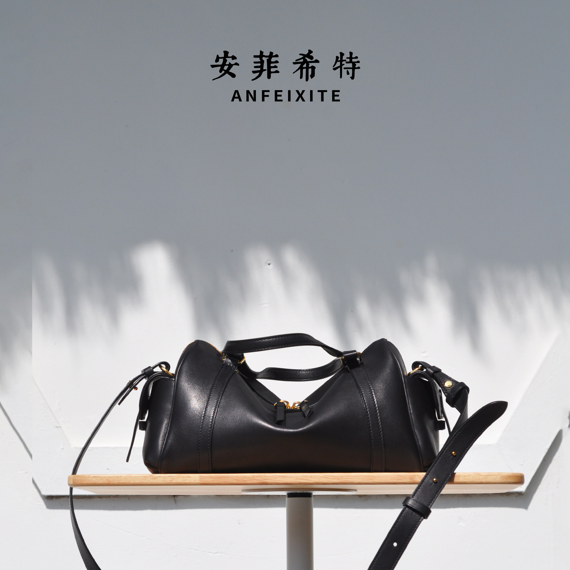 安菲希特小牛皮枕头包斜挎新品