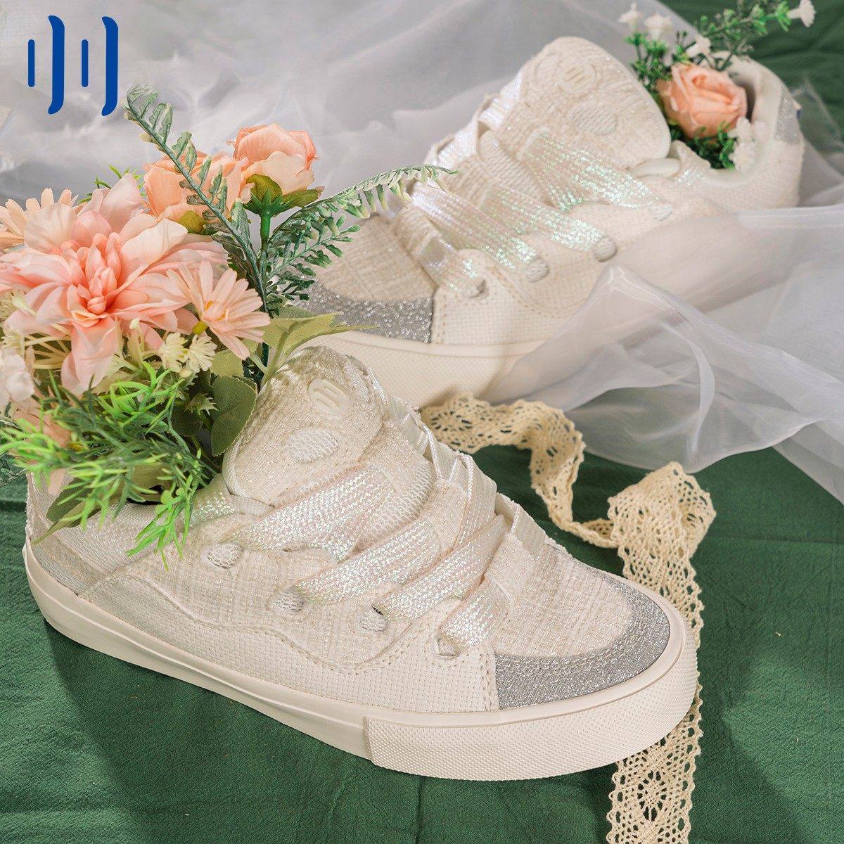 顽刻官方面包鞋新款白色小香风翻毛皮拼接BAKE男女滑板鞋,流行男鞋,休闲板鞋,淘宝优惠券,粉丝福利购,淘宝优惠卷