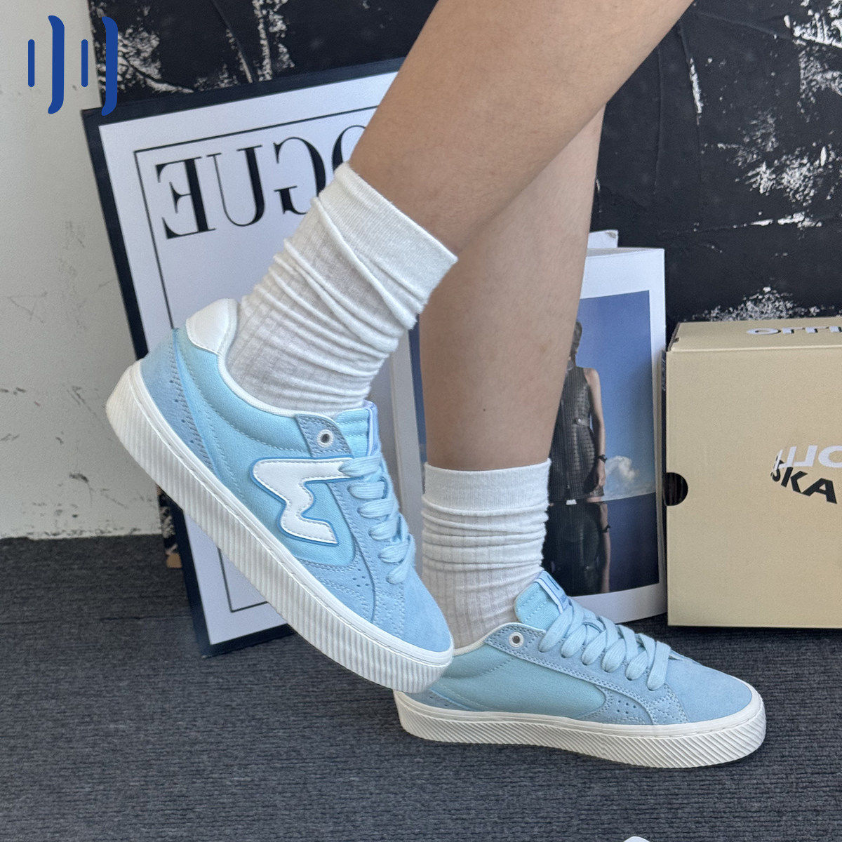 顽刻官方轻质海军蓝秋季校园风W系列低帮男女国潮滑板鞋