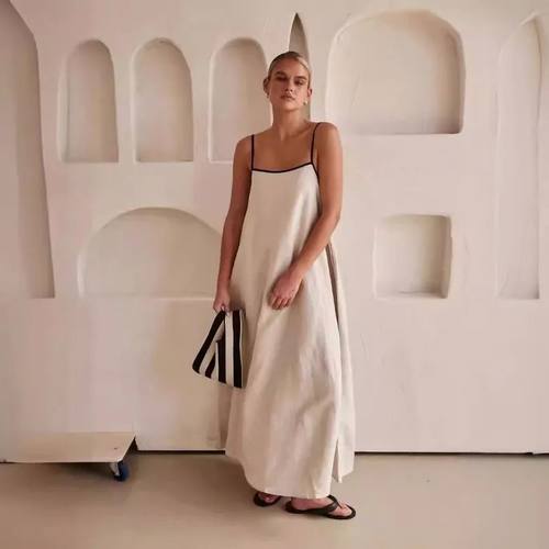 宽松吊带度假休闲连衣裙