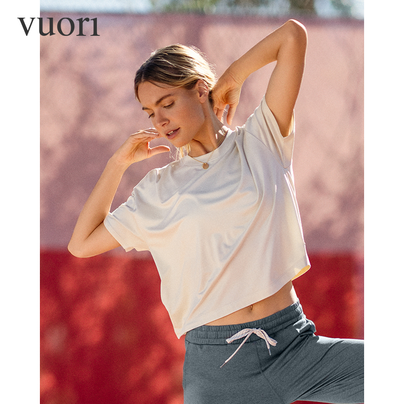 vuori短袖宽松女士T恤衫
