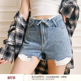 夏 女新款 Liilou 翻腰刺绣口袋外露设计感A字牛仔短裤