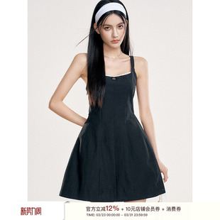 撞色花边方领吊带黑色连衣裙 露背绑带设计 Liilou Balletcore