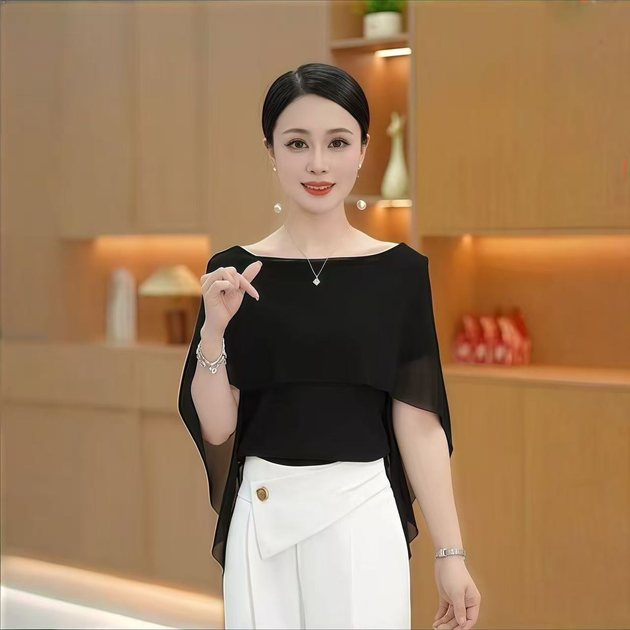 夏季冰丝一字肩显瘦假两件T恤女