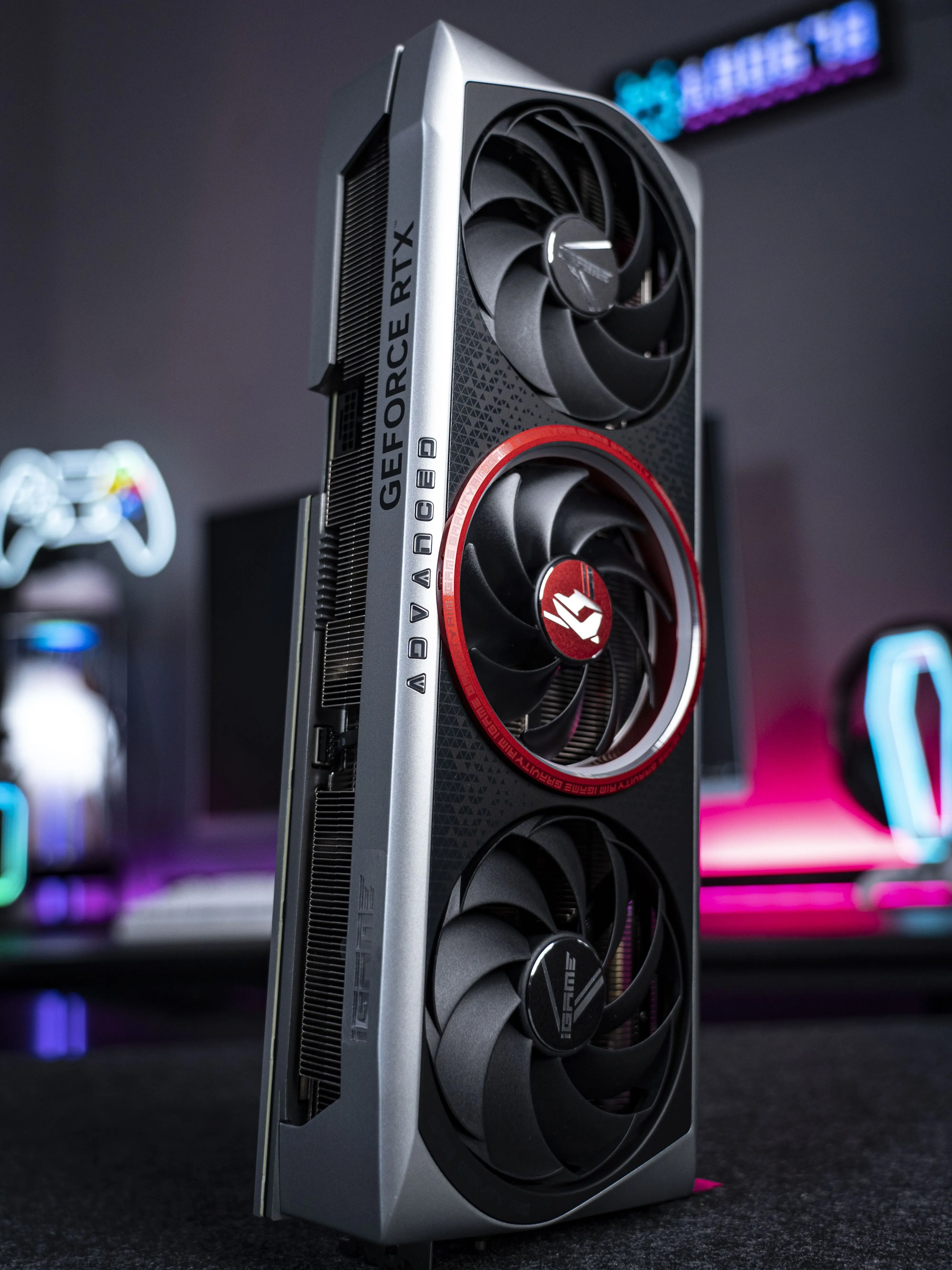 Радужный ноутбук, RTX5070, RTX5070