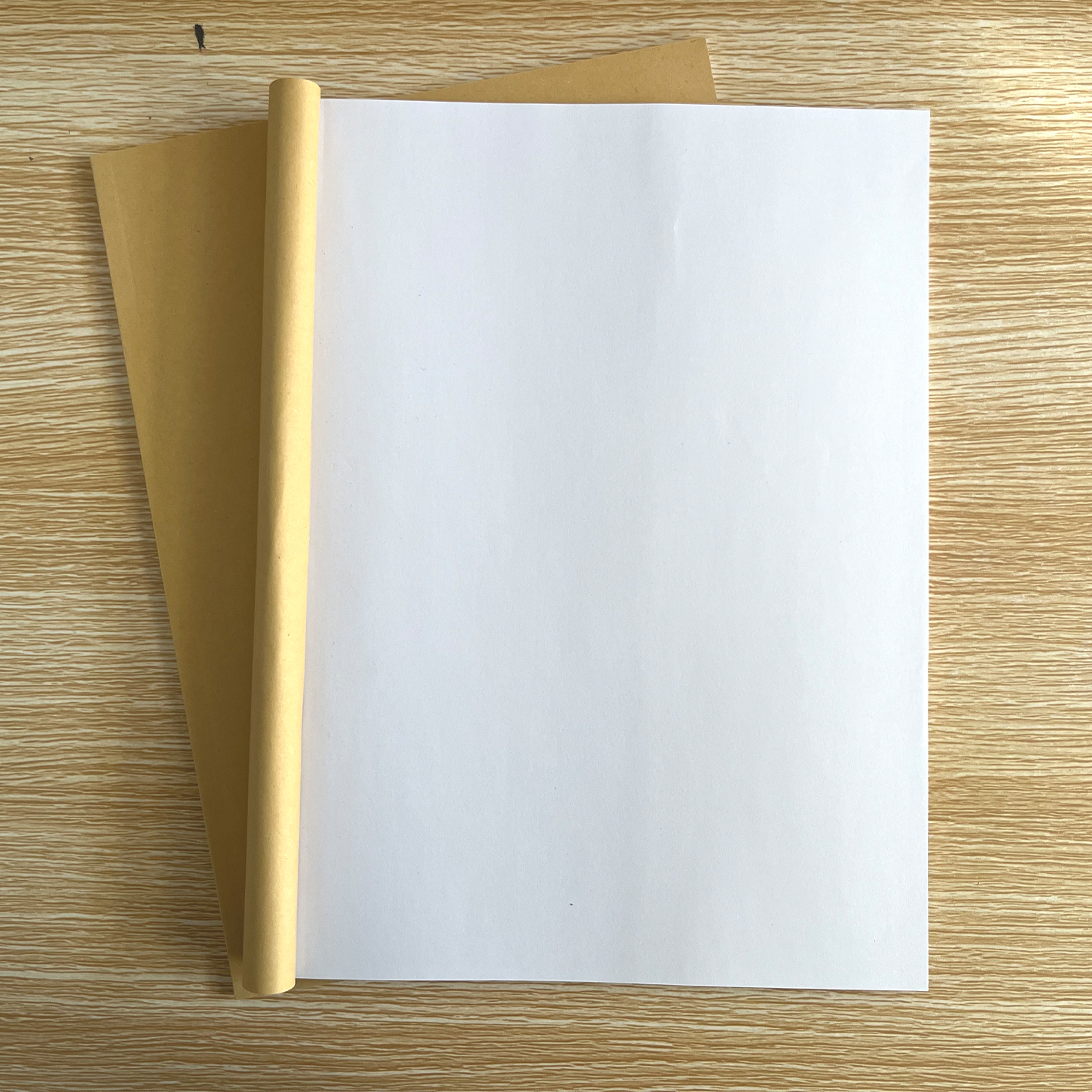 加厚纸张,胶装不散页