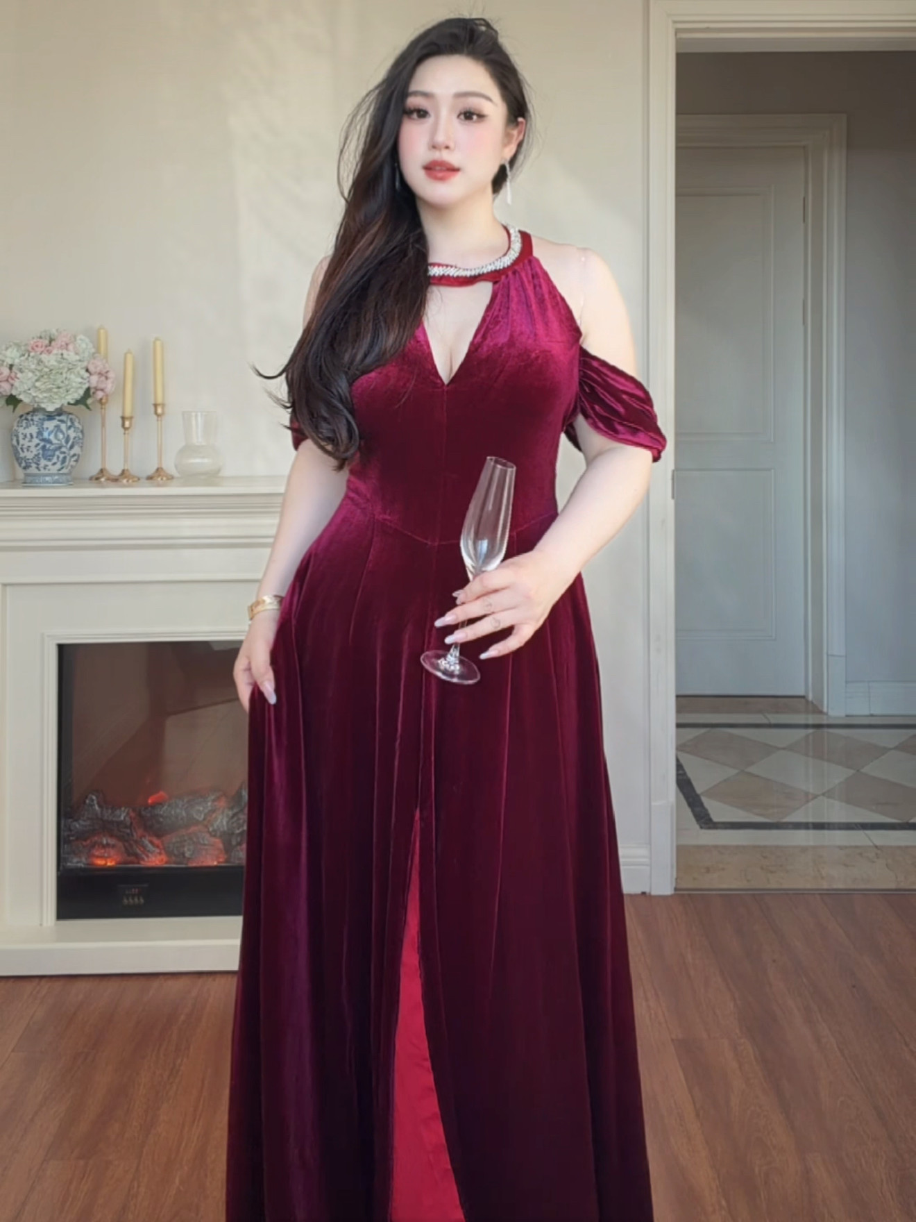 胖mm大码法式敬酒服新娘结婚订婚晚礼服裙女宴会挂脖气质裙高级感图片