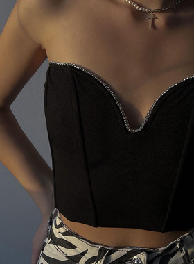 Bright diamond decorated strapless top 亮钻装饰深V领抹胸上衣