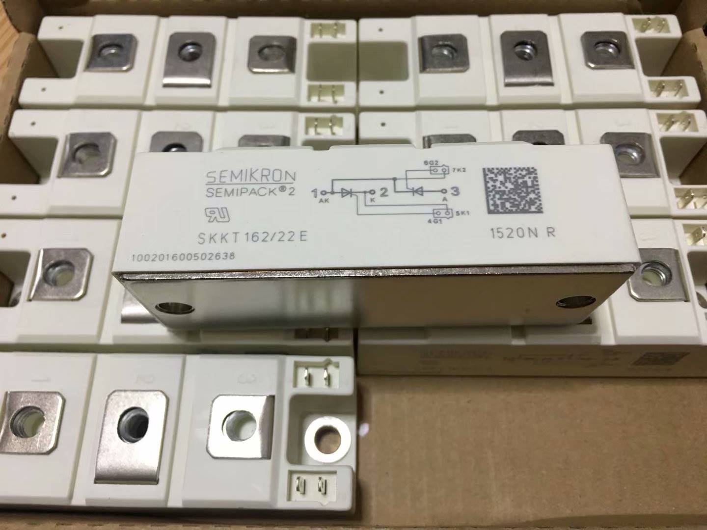 SKKT162/16E SKKH162/16E SKKT106/16E德国西门康可控硅晶闸管