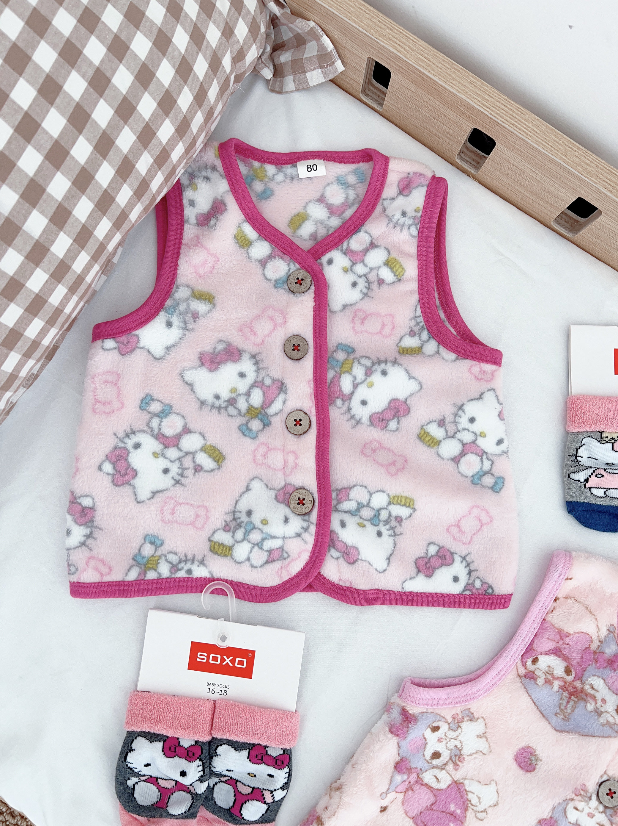 【沫沫家】出口日单美乐蒂秋冬法兰绒小童卡通马甲柔软背心上衣