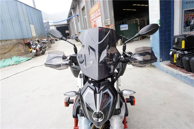 适用于贝纳利新款黄龙BN302BJ300GS风挡前挡风玻璃旅行改装