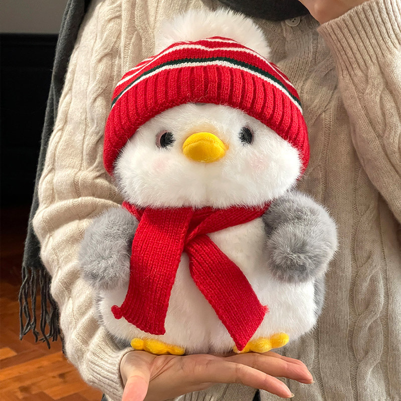 软萌小企鹅玩偶新年儿童礼物毛绒玩具可爱企鹅公仔女生睡觉抱娃娃