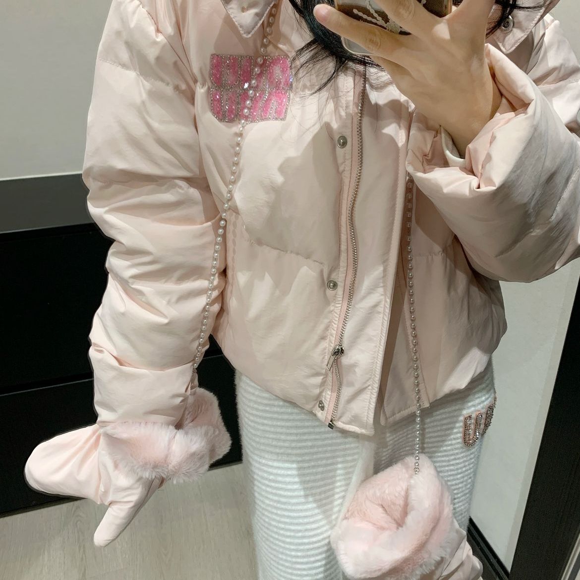 现货首发miu系字母正确版羽绒服