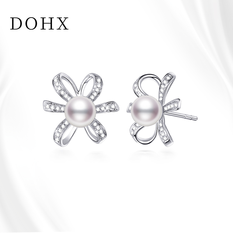 都熙akoya珍珠耳钉18K金蝴蝶镶钻