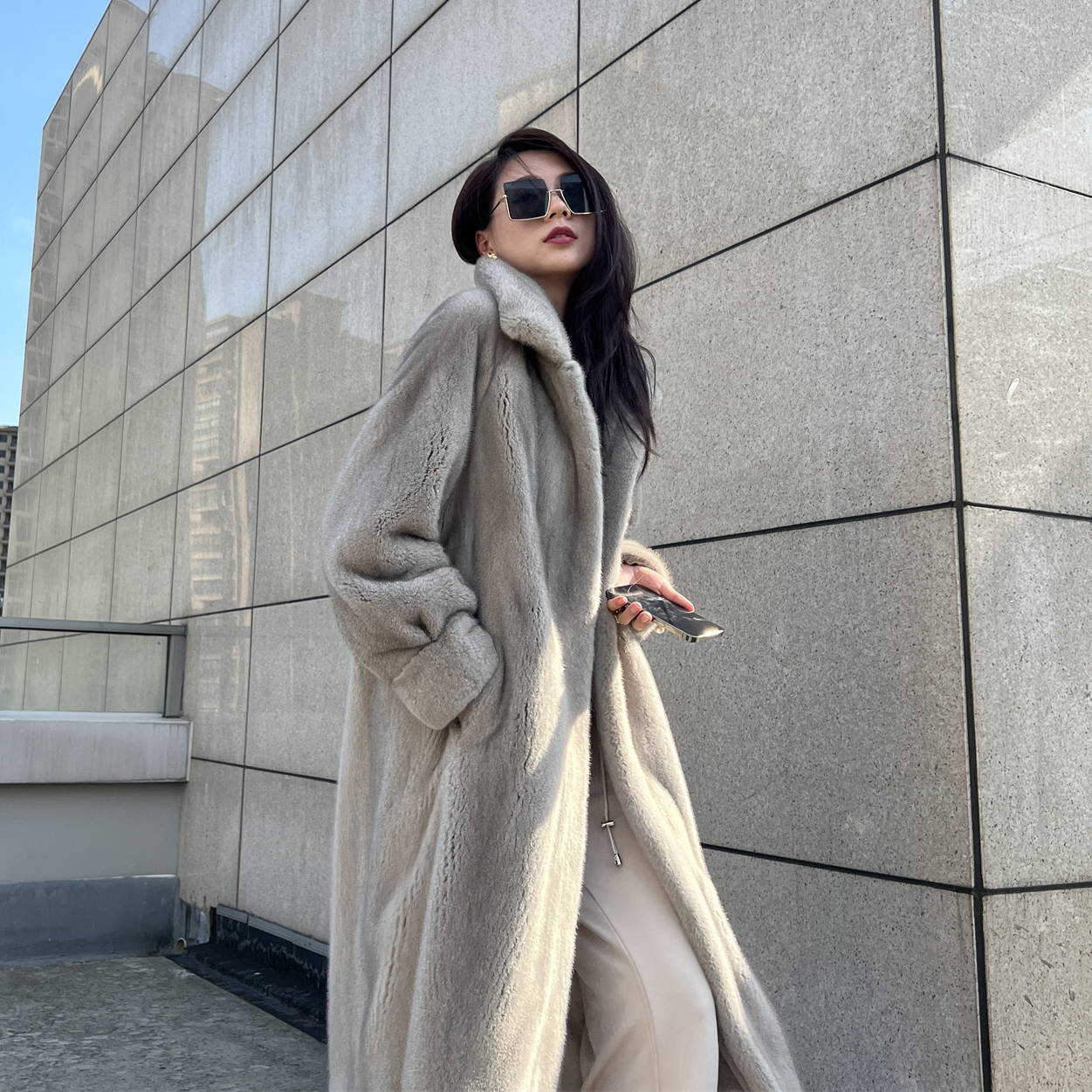 2025冬新进口天鹅绒貂皮皮草女整貂长款大摆年轻时尚水貂大衣外套