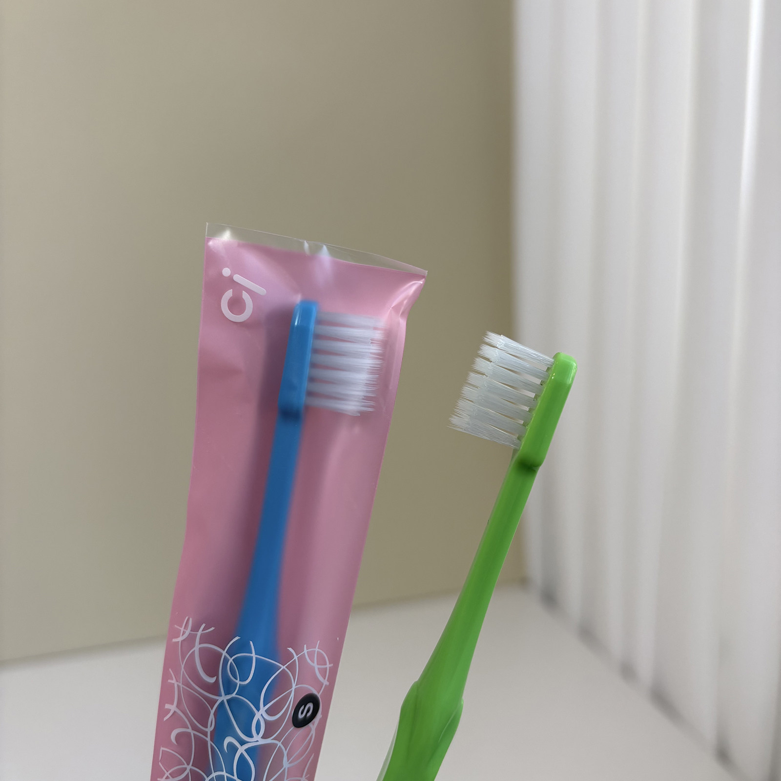 Ci粗手柄防滑牙刷日本齿科推荐小头成人纤细中软毛800Slin牙刷