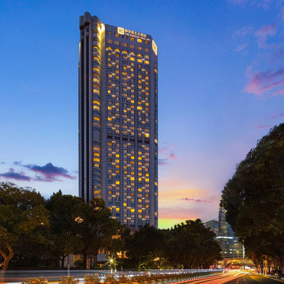 【周末专享】上海静安昆仑大酒店行政豪华大床房1晚含早+自助晚餐