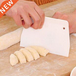 1pc Baking Pastry Cutter Plastic Pizza Dough Scraper Cutter