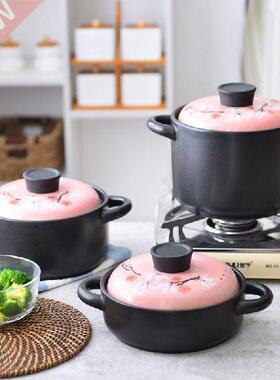 Handmade Chinese casserole pot home cooking soup noodle