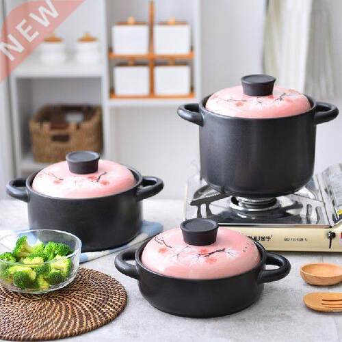 Handmade Chinese casserole pot home cooking soup noodle