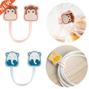 2Pcs Magnetic Cable Holder Cute Giraffe Panda Design Winder