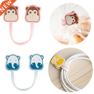 2Pcs Magnetic Cable Holder Cute Giraffe Panda Design Winder