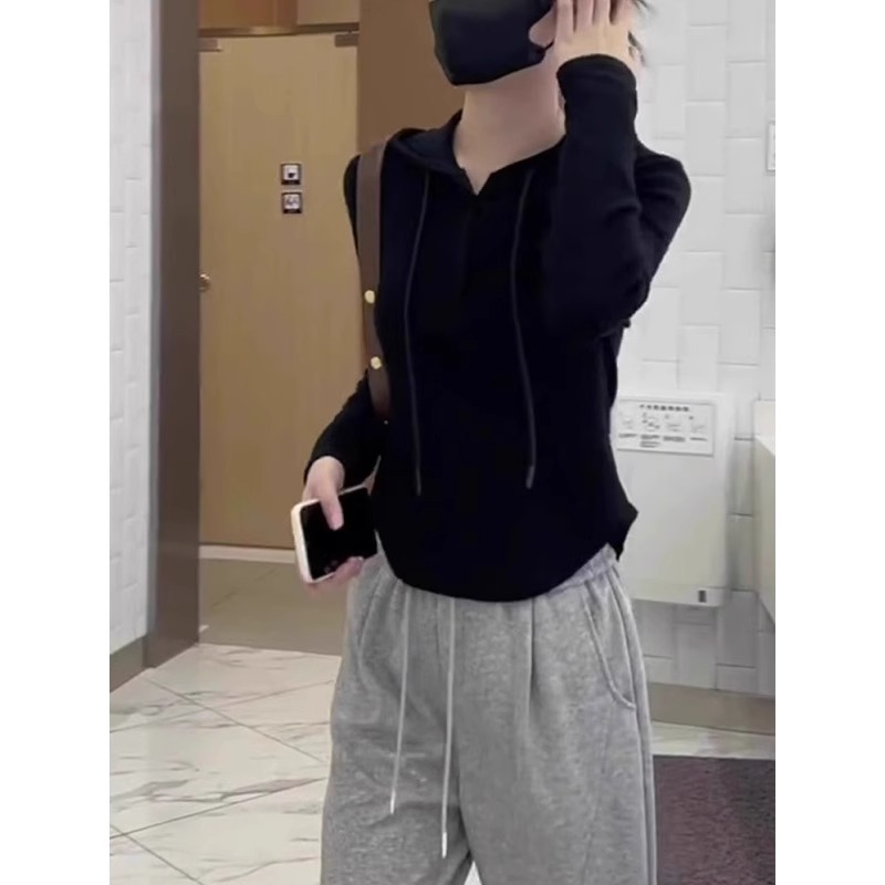 新款秋冬季黑色长袖t恤连帽卫衣