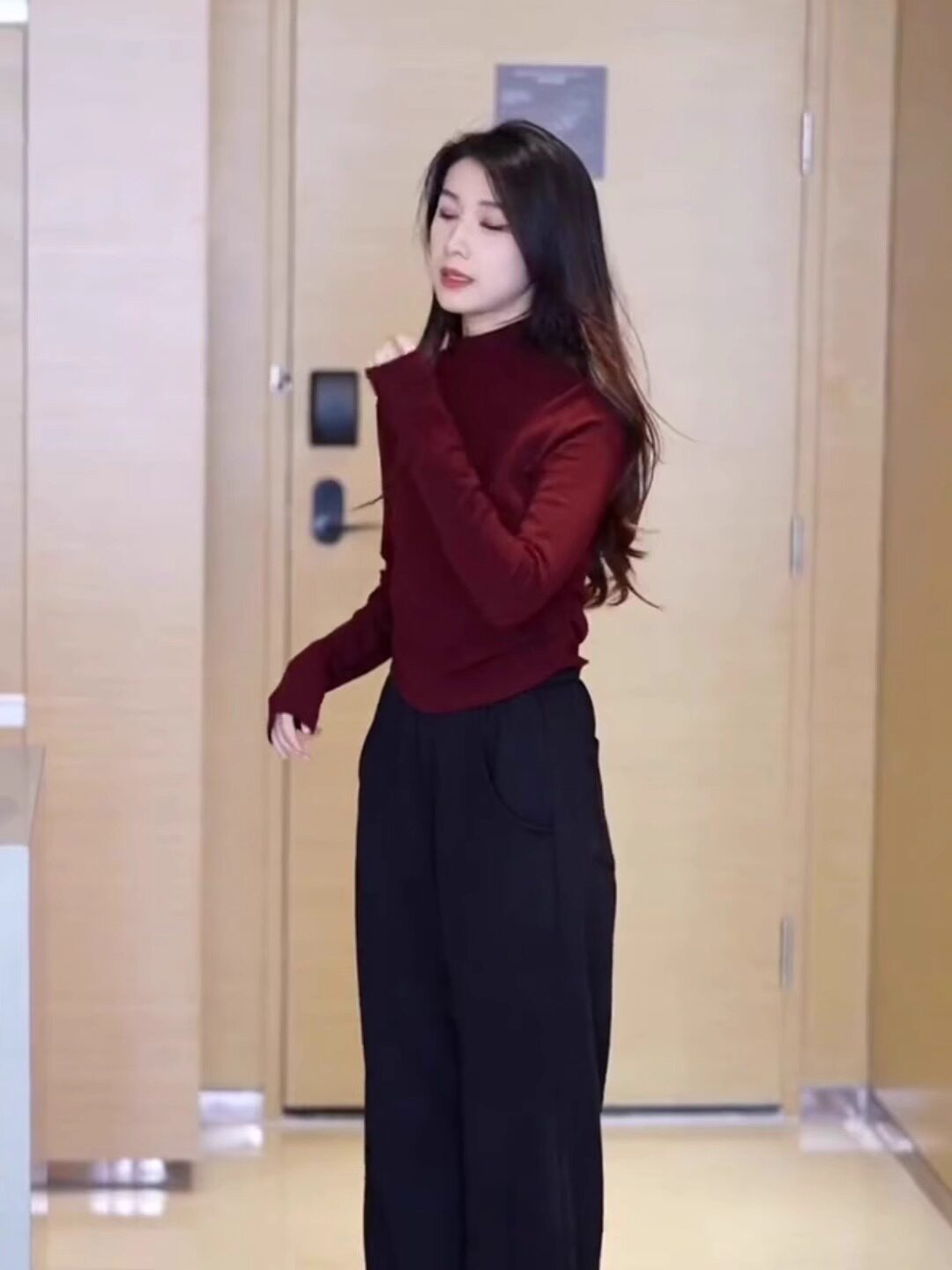 抓绒磨毛打底衫女长袖2026秋冬新款百搭修身半高领保暖T恤女,女装/女士精品,T恤,淘宝优惠券,粉丝福利购,淘宝优惠卷