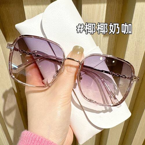 高颜值显瘦时尚百搭网红太阳眼镜女防紫外线强光户外街拍ins墨镜