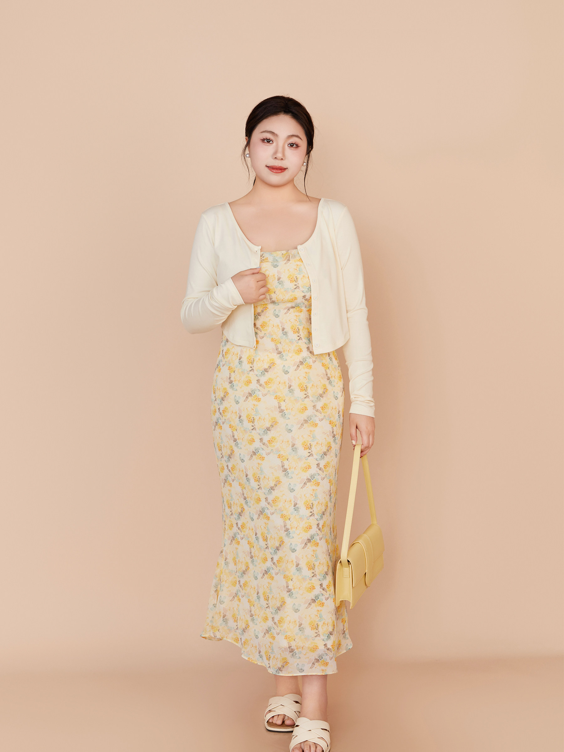 dm100微胖mm大码女装2024夏季新款显瘦短开衫碎花吊带连衣裙套装