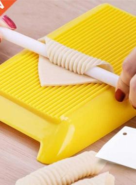 Assiette en lin jaune pour pates | acaroni, assiette en lin