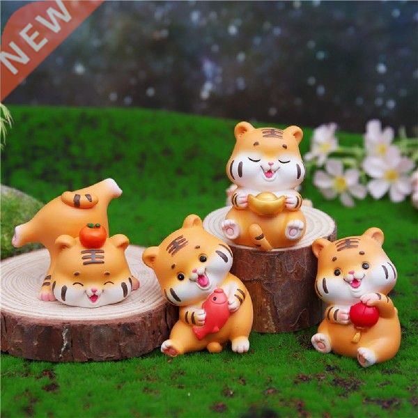 1 PC Cute Little Fortune Tiger Micro Landscape Desktop