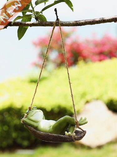 Garden Funny Frog Statue Creative Cute Resin Sleeping Frog