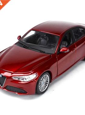 Bburago 1:24 Alfa Romeo Giulia Sports Car Static Die Cast Ve