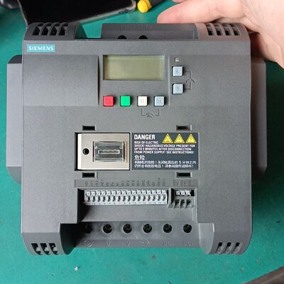 议价变频器4429#4429V20SINAMICSV206SL3210-5BB22-2UV0