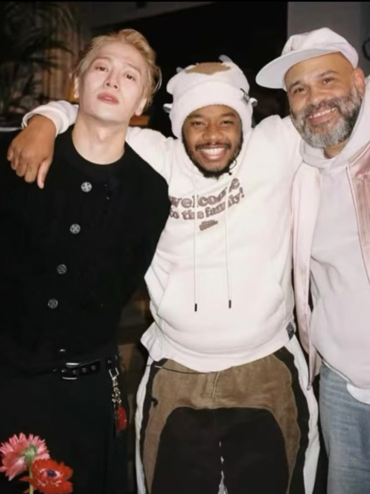 thumbnail for Jackson Wang&#039s Same Style Erd 24Fw Cashmere Wool Silver Buckle Knitwear Short Jacket