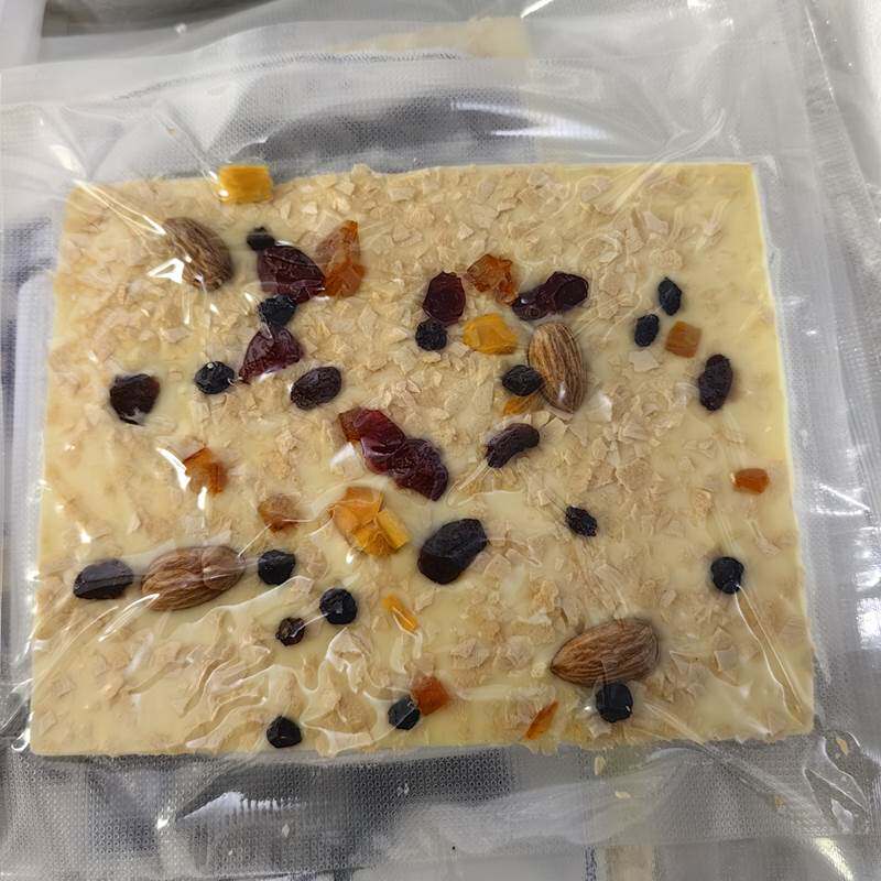 炒酸奶片牦牛奶渣巴旦木坚果酸奶皮高原旅游特产独立包装休闲零食