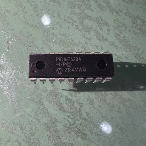全新原装PIC16F628A-I/P PIC16F628A直插DIP18 8位微控制器芯片IC