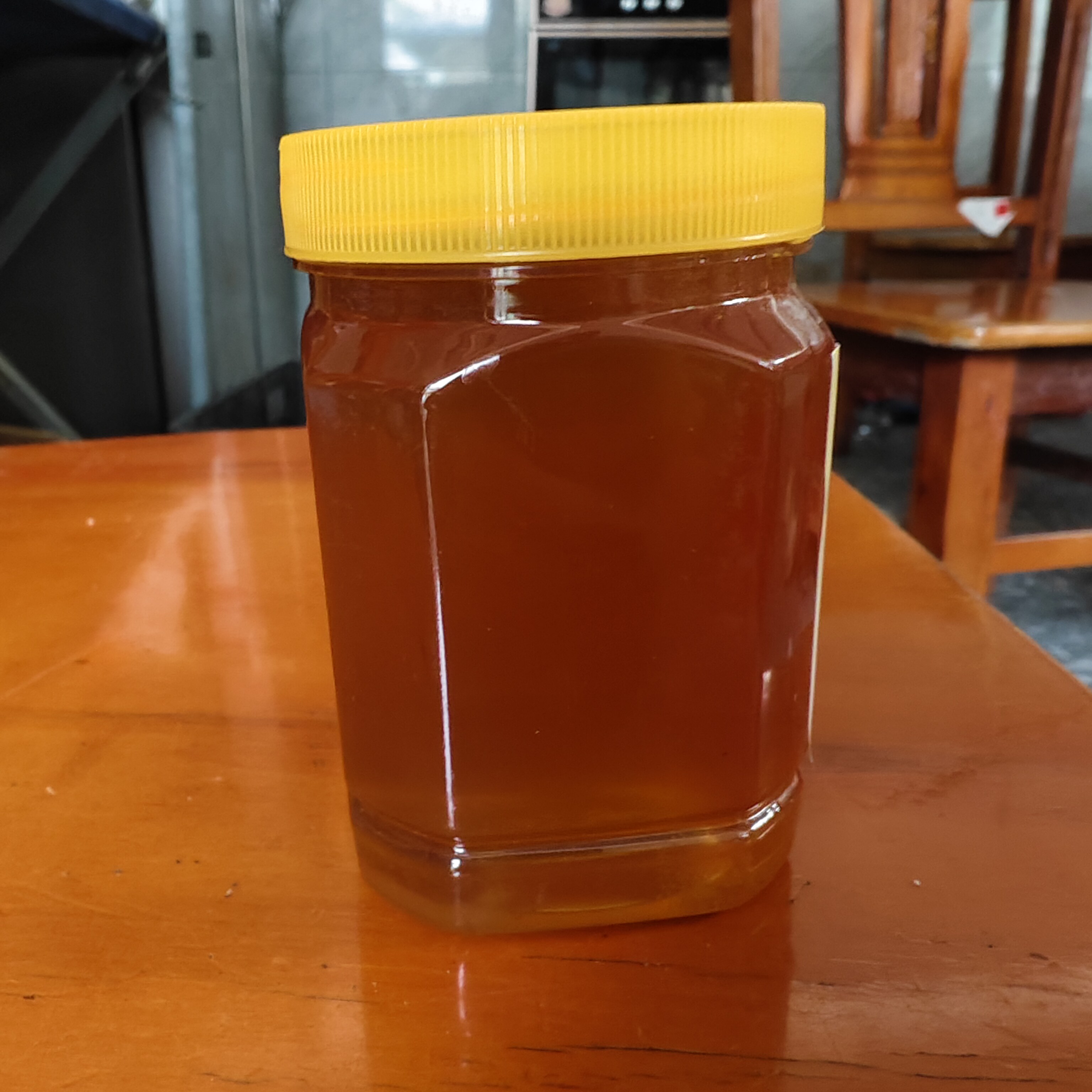 农家土蜂蜜天然荔枝龙眼蜜源包邮，本产品荔枝蜜龙眼蜜随机发