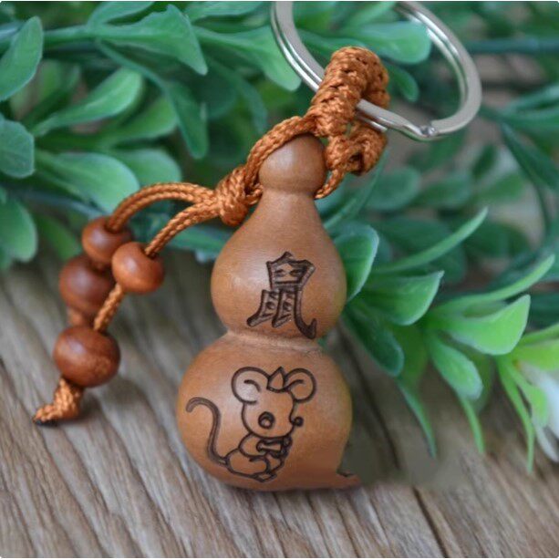 Old peach wood carved zodiac gourd creative keychain carry-on Fulu meaning gift