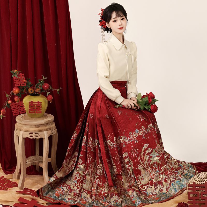 新中式织金妆花马面裙女