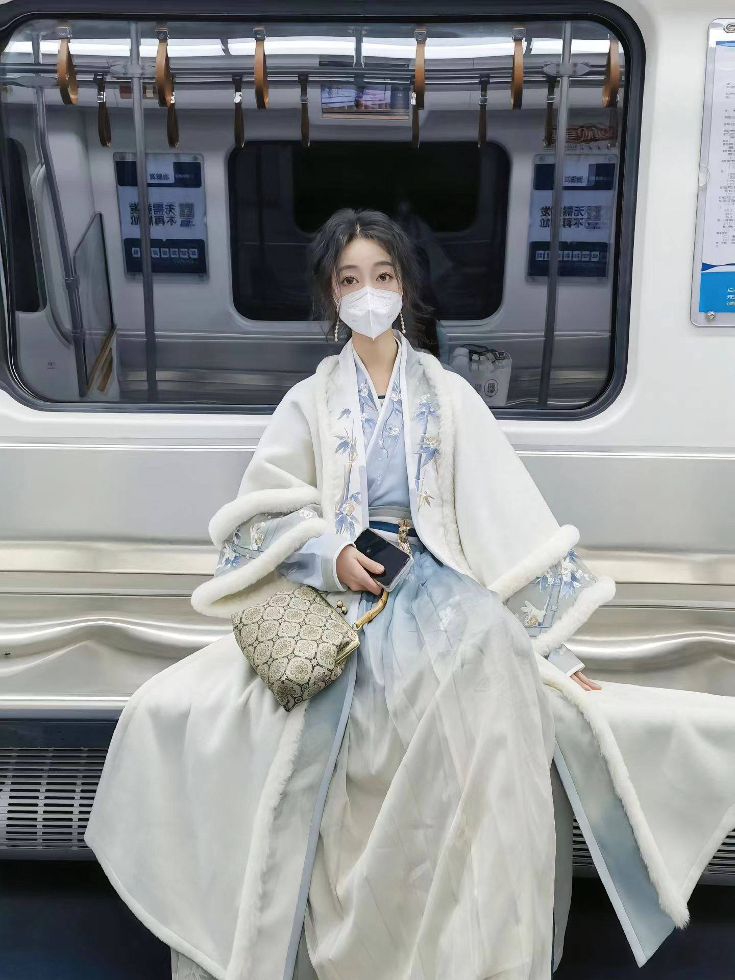 宋制汉服女中国风加厚加绒改良吊带褙子百搭飞机袖马面裙日常秋冬