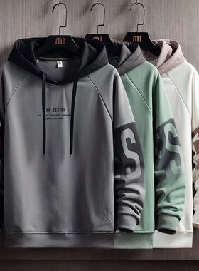 Stylish monogram-print hooded sweatshirt时尚字母印花连帽卫衣